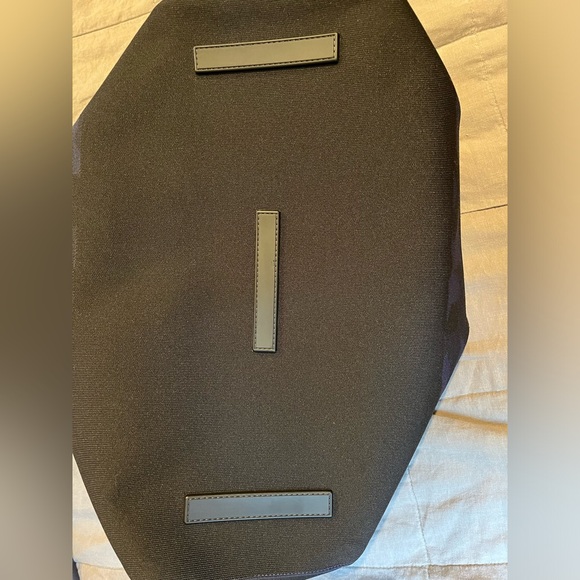 Rothy’s Weekender Bag Midnight Camo Navy - Picture 5 of 8